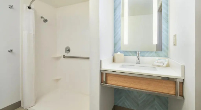 Полулюкс Hilton Garden Inn Columbus