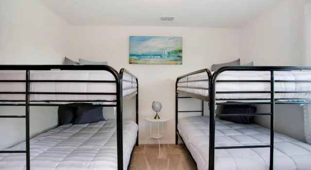 Вилла Enjoy the Private View! Roomy Town Home With Pool, 20 Mins From Disney #5st739