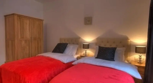 Chalet Apartment Ski and Golf by Kaprun Rentals, Rezerwuj Apartament Hotele w Salzburg z parkingiem, Parking