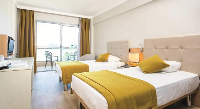 Одноместный номер Standard с видом на окрестности Sunrise Hotel