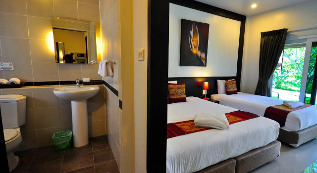 Трёхместный номер Superior Guesthouse Phuket Airport