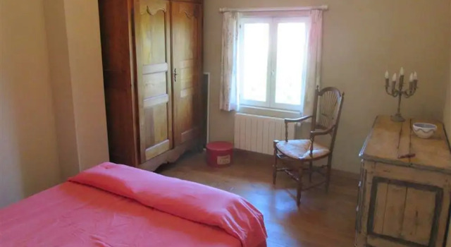 Characteristic Country House With Private Pool and Views of the Mont Ventoux