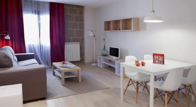 Апартаменты Apartamentos Turísticos Beethoven Haro