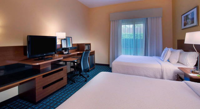 Четырёхместный номер Standard Fairfield Inn and Suites by Marriott Tifton