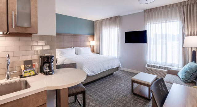 Номер Standard Staybridge Suites Montgomery - Downtown by IHG