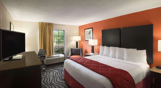 Двухместный номер Standard Days Inn by Wyndham Rome Downtown