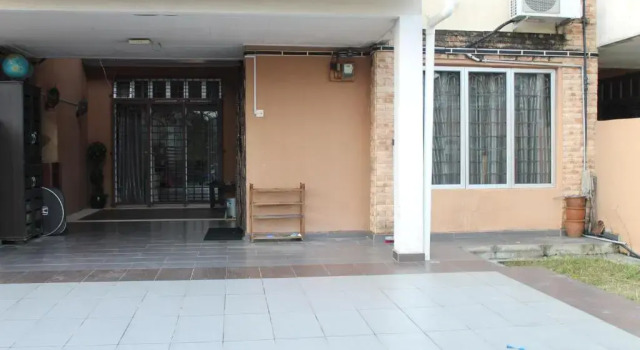 Коттедж Nilai Impian Homestay @ Dillenia