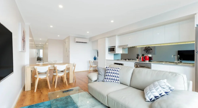 Апартаменты с 2 комнатами с балконом Balmain Modern Apartments