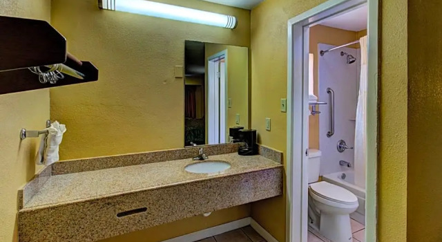 Двухместный номер Standard Kingsway Inn