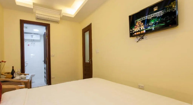 Двухместный номер Standard Queen Light Hotel - Ha Noi Old Quater