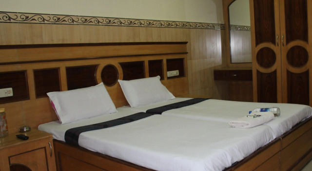 Sri Lakshme Lodge