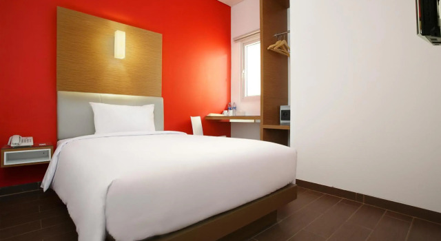 Amaris Hotel Season City, Book Hotel Menteng Jakarta