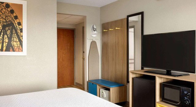 Days Inn by Wyndham Hershey