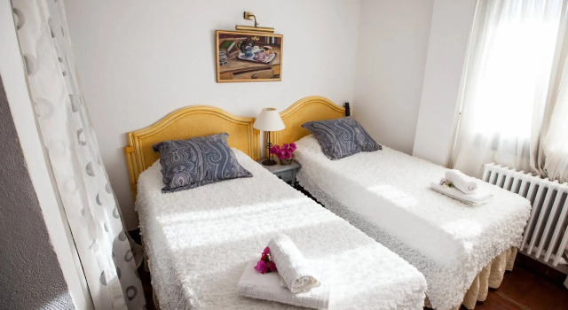 The Urban Villa, Κράτηση Βίλα Ojen Sierra de las Nieves