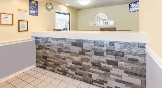 Days Inn by Wyndham Kent - Akron, Book Hotel Kent Ohio