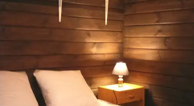 Camping Le Faillal - Cabanes et chalets, Rezerwuj Chalet Hotele w Tarn-et-Garonne z parkingiem, Parking