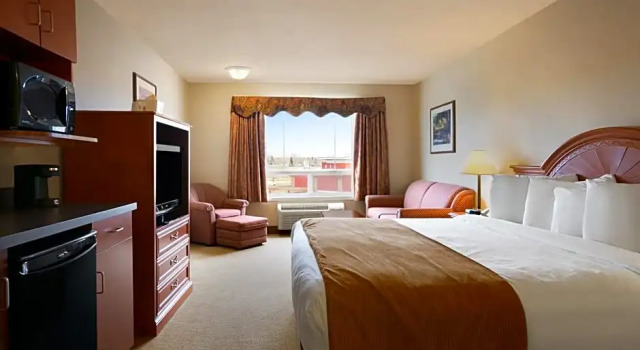 Двухместная Studio Suite Super 8 by Wyndham Fort Nelson BC