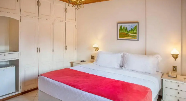 Трёхместный номер Standard Hotel Estoril