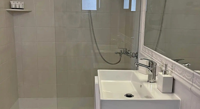 Номер Standard Цокольный этаж с видом на окрестности Adonis Hotel Studios & Apartments
