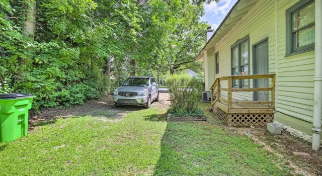 Quaint Leeds Studio w/ Yard ~ 18 Mi to Birmingham!, Réserver Hôtel Leeds Alabama