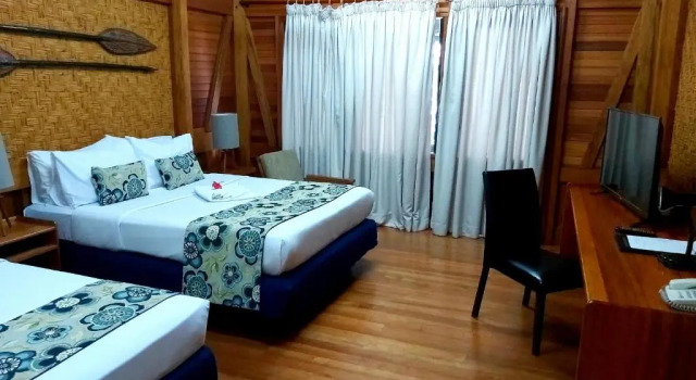 Бунгало Executive с видом на воду Kokopo Beach Bungalow Resort