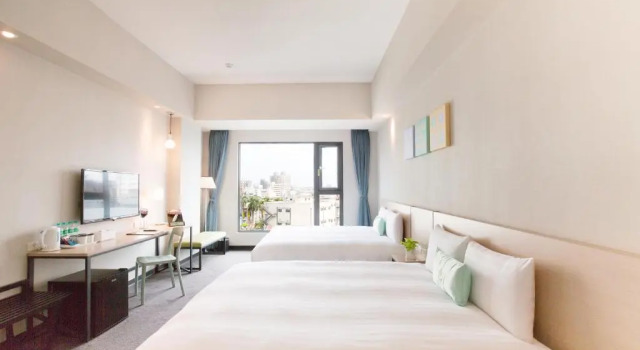Семейный люкс Deluxe Hotel Liyaou