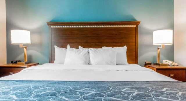 Номер Standard Comfort Suites Fairview Heights Saint Louis