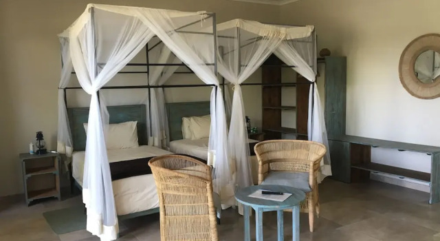 Maun Waterfront Guesthouse, Rezervovat Hotel Hotely v Maun s parkováním, Parkování