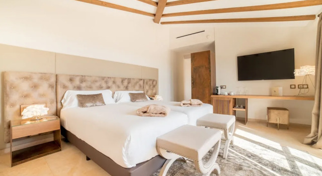 Номер Deluxe Hotel Creu de Tau Art & Spa