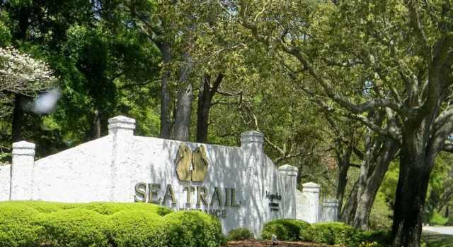 The Champions at Sea Trail Condos by Sloane Realty Vacations, Забронировать Отель Сансет-Бич Северная Каролина