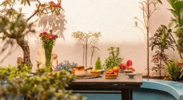 "Memories Travel Time Boutique Inn"