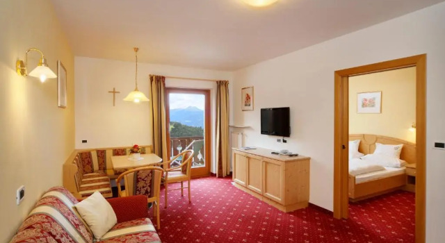 Люкс Hotel Avelina