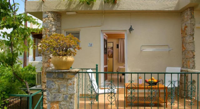 Апартаменты Superior Ammoudara Beach Hotel Apartments