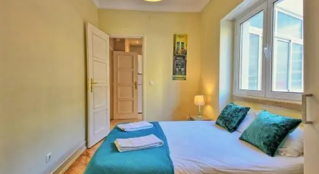 Almirante 2 Four Bedrooms, Забронировать Отель Отели Лиссабона с парковкой, рядом с Рештаурадориш, Парковка