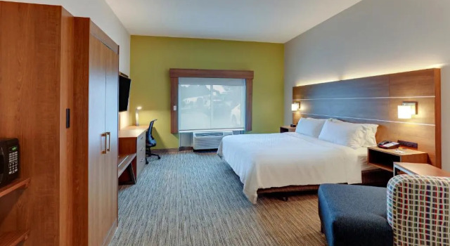 Одноместный люкс Holiday Inn Express Campbellsville by IHG