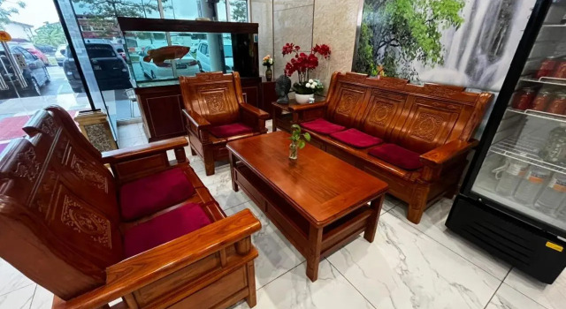 38 Home Stay, Rezerwuj Hotel Hotele w Sarawak z parkingiem, Parking