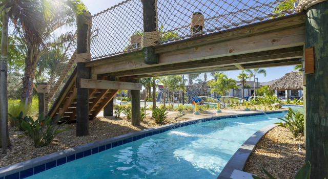 Gorgeous 4Bd Close to Disney w  Pool   Storey Lake 4403, Varaa Hotelli Kissimmee Kissimmee