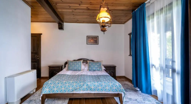 Двухместный номер Standard с балконом и с красивым видом из окна Hotel Complex Zlatnata Ribka