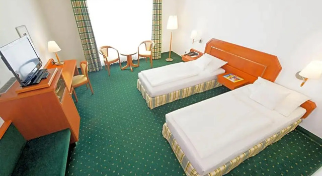 Номер Standard Maifeld Sport- und Tagungshotel