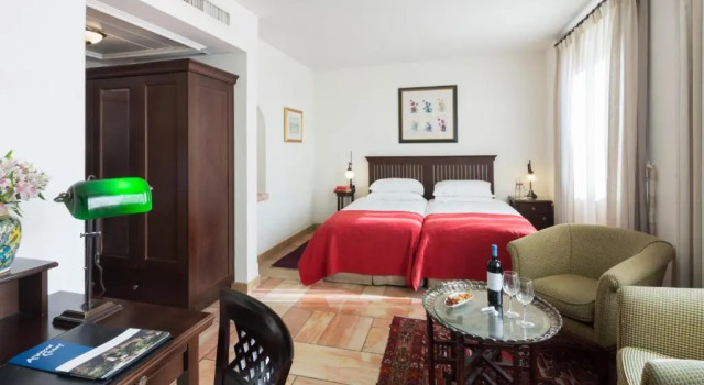 Двухместный номер Comfort с видом на бассейн The American Colony Hotel - Small Luxury Hotels of the World