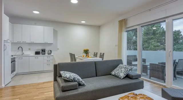 Cikat Bay Modern Apartment, Забронировать Апартаменты/квартира Апартаменты Мали-Лошиня, рядом с Пляж Чикат Дог, Апартаменты/квартира