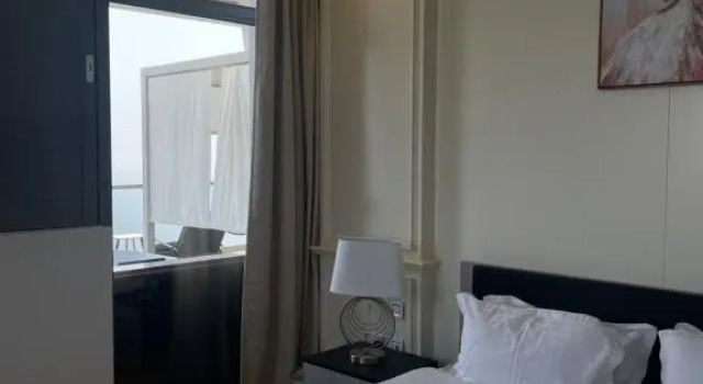 Люкс Damac Al Jawharah Tower Apartments