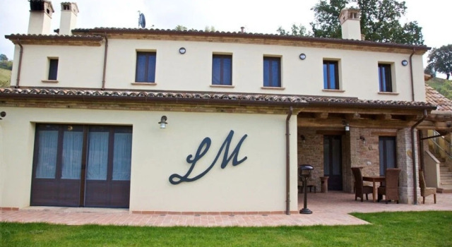 Locanda Montelippo, Book Hotel Hoteller i Colbordolo med parkering, Parkering