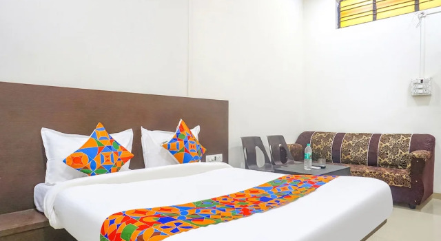 Номер Deluxe Hotel Om Sai
