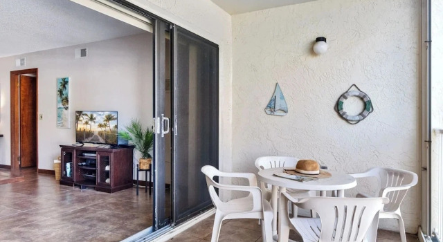 Номер Standard с 2 комнатами с балконом и рядом с пляжем Sandcastles - Cocoa Beach Oceanfront Condos with Heated Pool Tennis