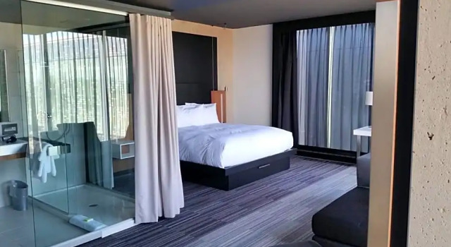 Двухместный люкс Grand Times Hotel Drummondville