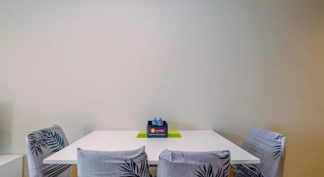 Comfy and Cozy Stay 1BR at Branz Simatupang Apartment, Book Apartment Jakarta Jakarta Province