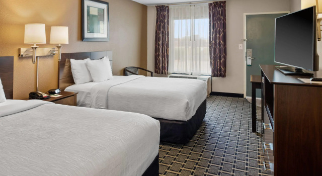 Четырёхместный номер Standard Quality Inn Kingsland