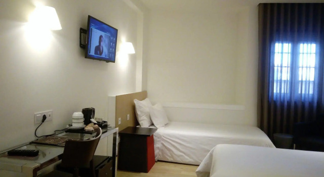 Aveiro Center Hotel