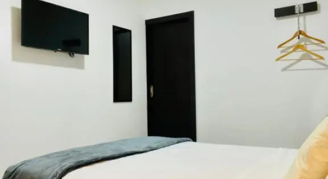 Departamento ejecutivo en todo el centro de Manta, Manabi